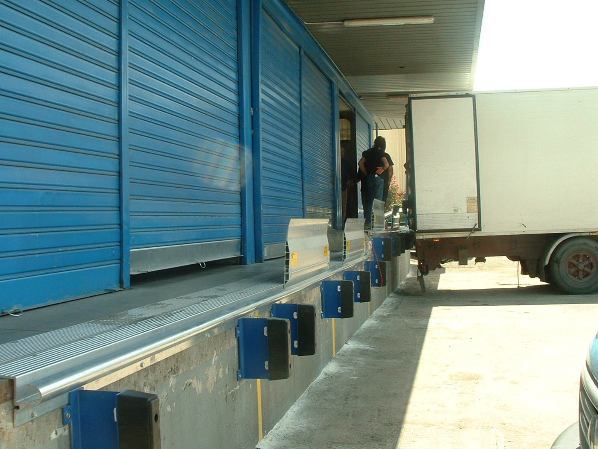 TR/TRR – SLIDING MANUAL RAMPS WITH HOOK SYSTEM – TM PEDANE
