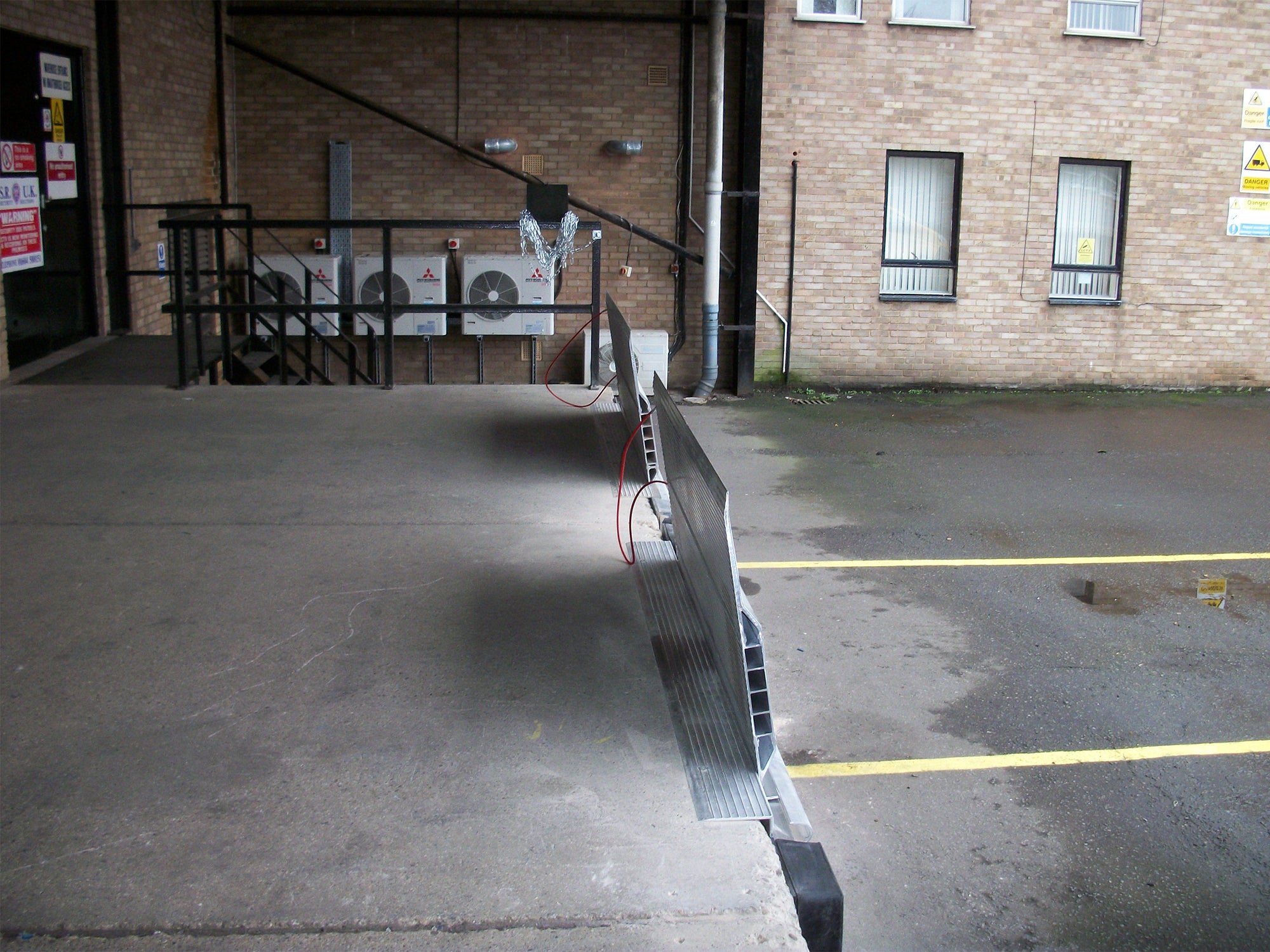 TR/TRR – SLIDING MANUAL RAMPS WITH HOOK SYSTEM – TM PEDANE